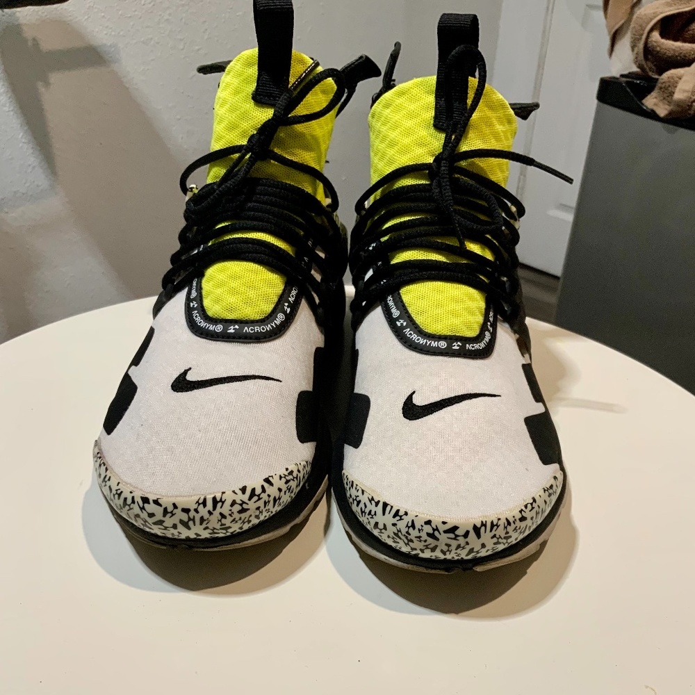 Nike Men shoes